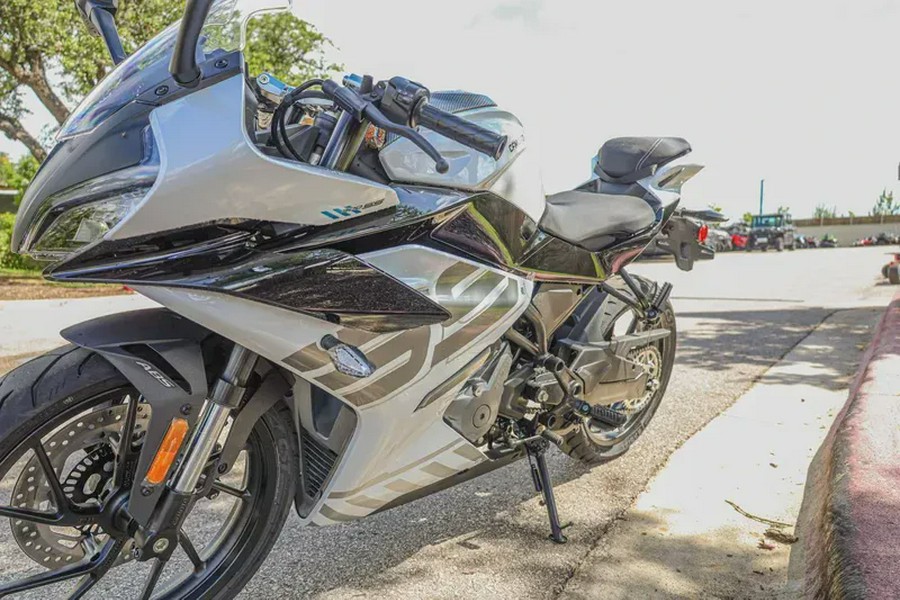 2026 CFMOTO 300SS