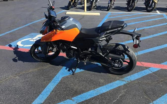 2024 KTM 250 Duke