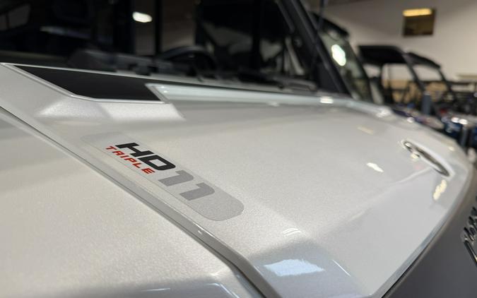 2026 Can-Am Defender Limited HD11