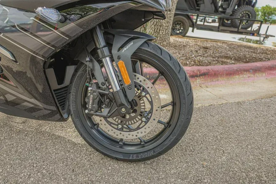 2026 CFMOTO 300SS