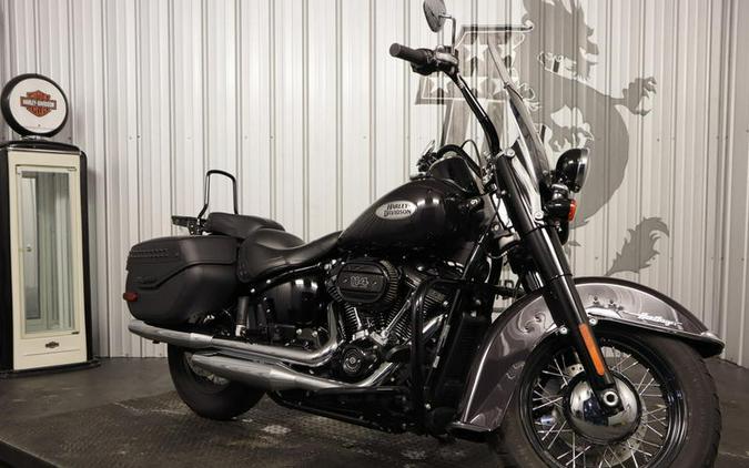 2021 Harley-Davidson® FLHCS - Heritage Classic 114