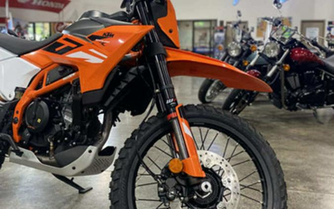 2025 KTM Enduro 390 R
