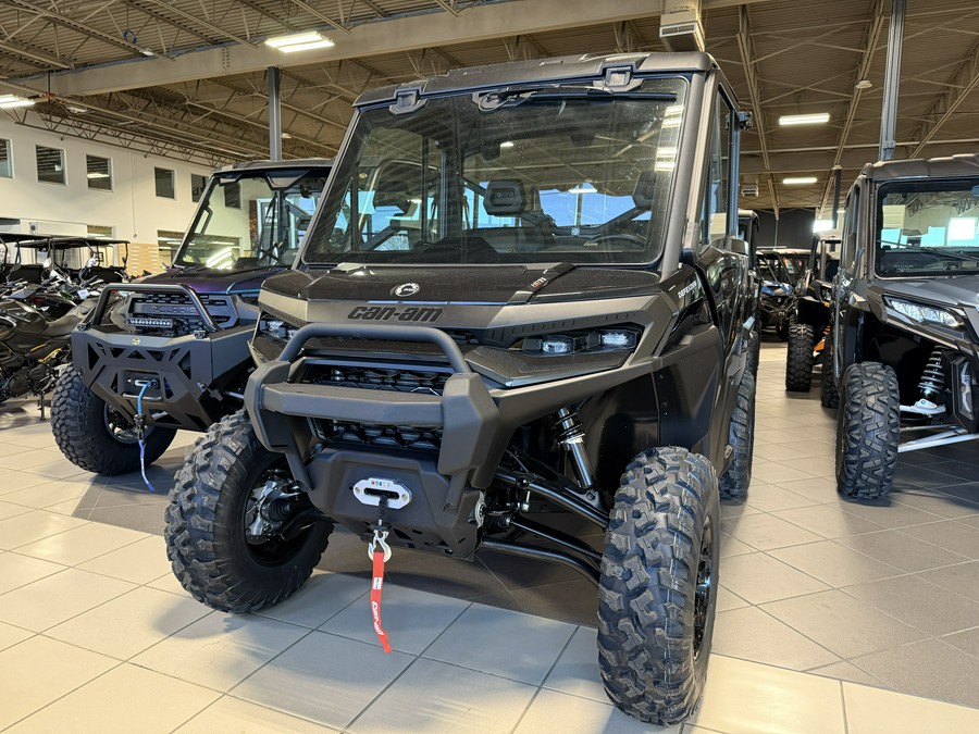 2026 Can-Am Defender XT CAB HD11
