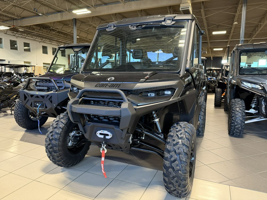 2026 Can-Am Defender XT CAB HD11
