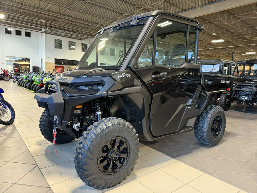 2026 Can-Am Defender XT CAB HD11