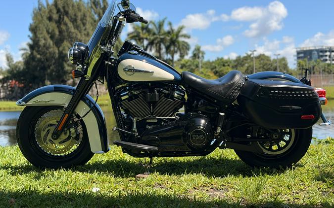 2019 Harley-Davidson Heritage Classic 114