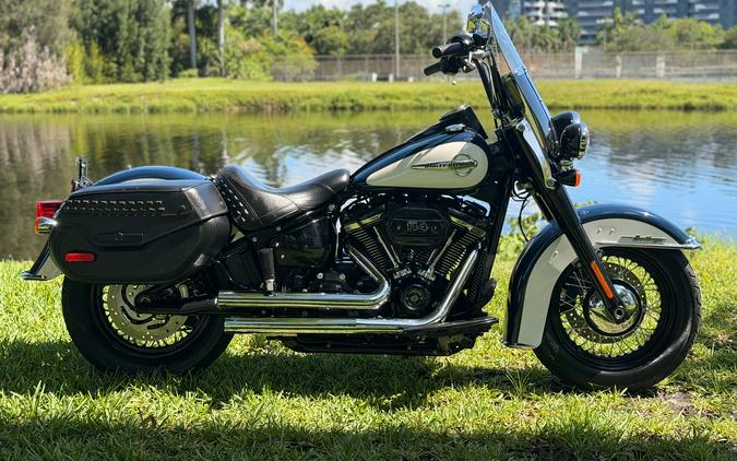 2019 Harley-Davidson Heritage Classic 114