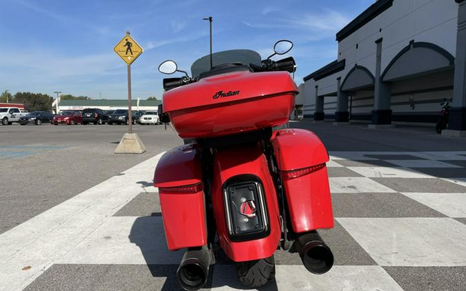 2023 Indian Challenger Dark Horse