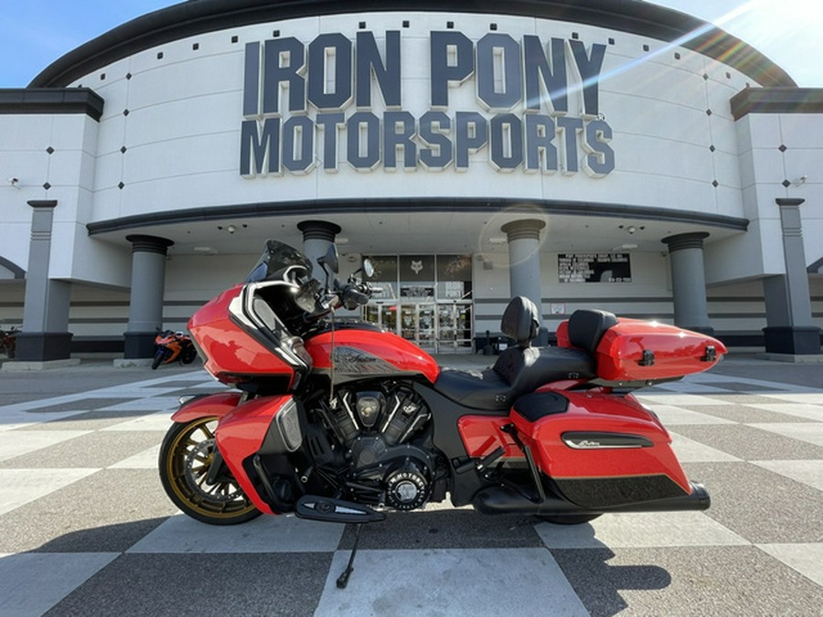 2023 Indian Challenger Dark Horse