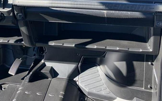 2025 Can-Am Defender DPS HD10