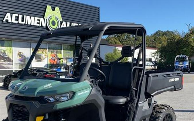 2025 Can-Am Defender DPS HD10