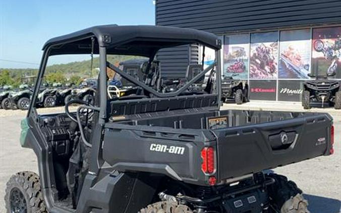 2025 Can-Am Defender DPS HD10