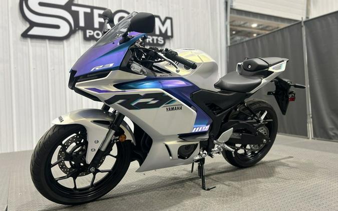 2025 Yamaha YZF-R3 R3