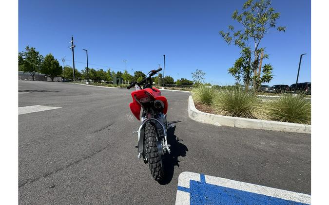 2026 CRF50F - Honda