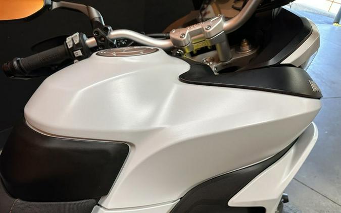 2017 Ducati Multistrada 950 Star White Silk