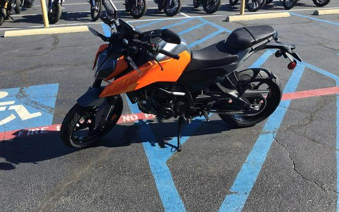 2024 KTM 250 Duke