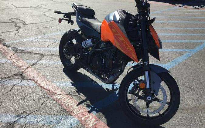 2024 KTM 250 Duke