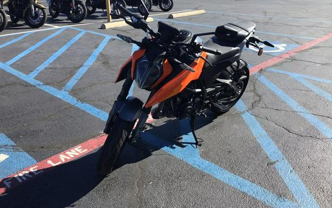 2024 KTM 250 Duke