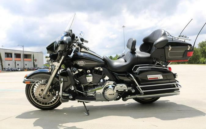 2013 Harley-Davidson® FLHTCU - Electra Glide® Ultra Classic®