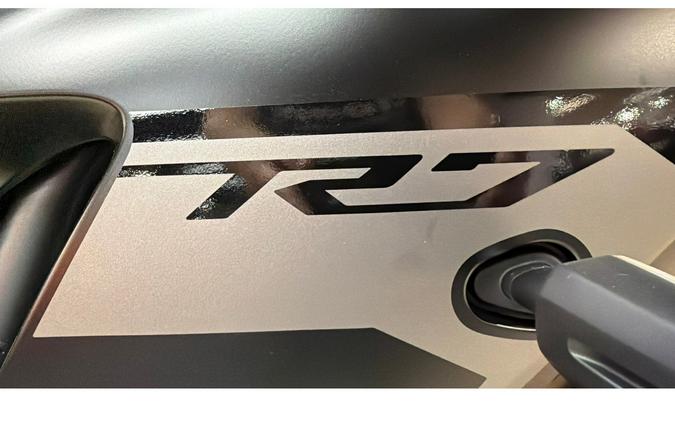 2025 Yamaha YZF R7