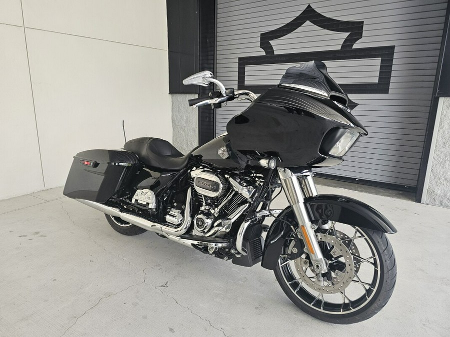 2022 Harley-Davidson® Road Glide® Special