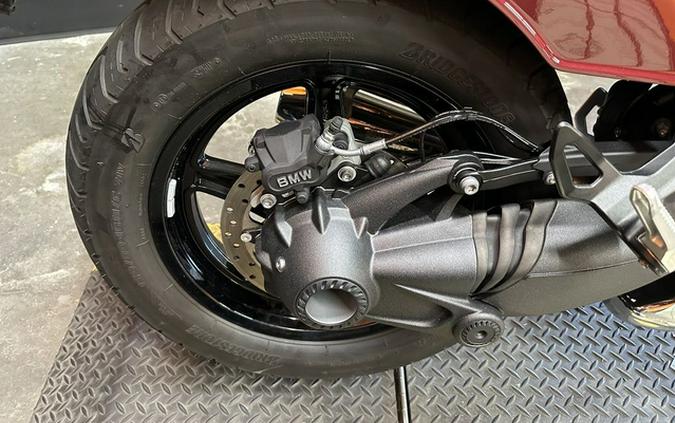 2024 BMW R 12 Aventurin Red Metallic