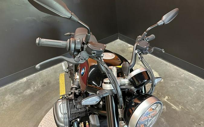 2024 BMW R 12 Aventurin Red Metallic