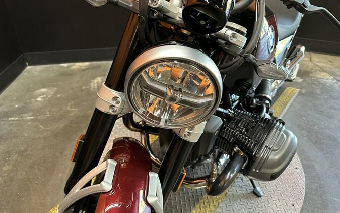 2024 BMW R 12 Aventurin Red Metallic