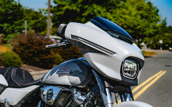 FLHX 2024 Street Glide®