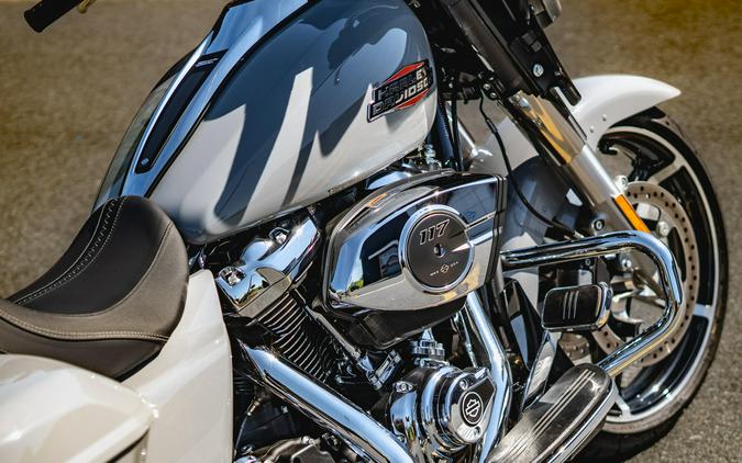 FLHX 2024 Street Glide®