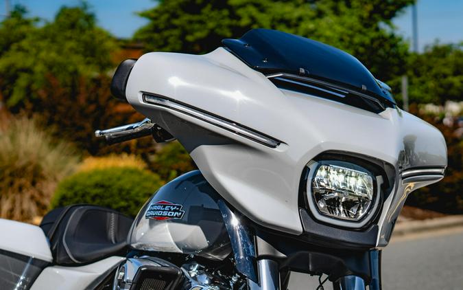 FLHX 2024 Street Glide®