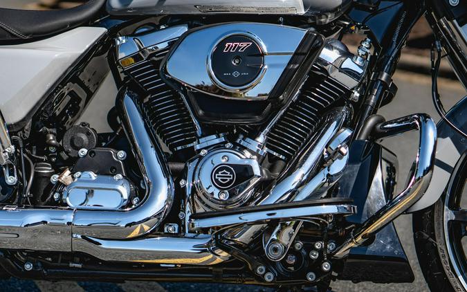 FLHX 2024 Street Glide®