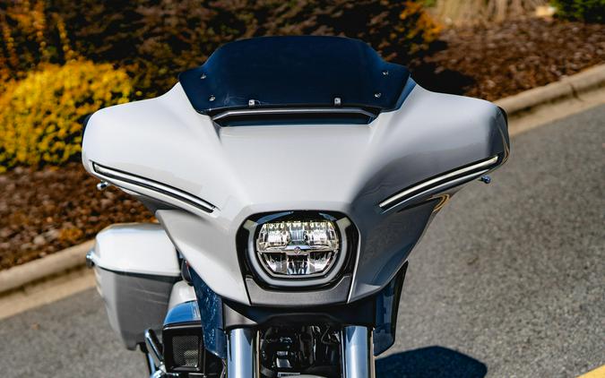 FLHX 2024 Street Glide®