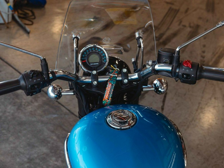 2024 Royal Enfield Meteor 350 Supernova Blue