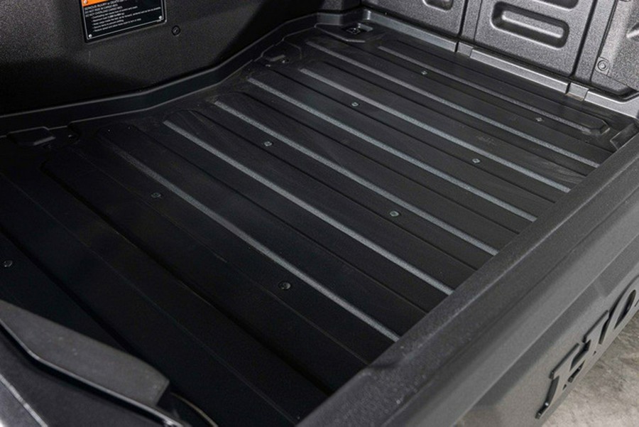 2025 Honda Pioneer 1000-6 Deluxe Crew