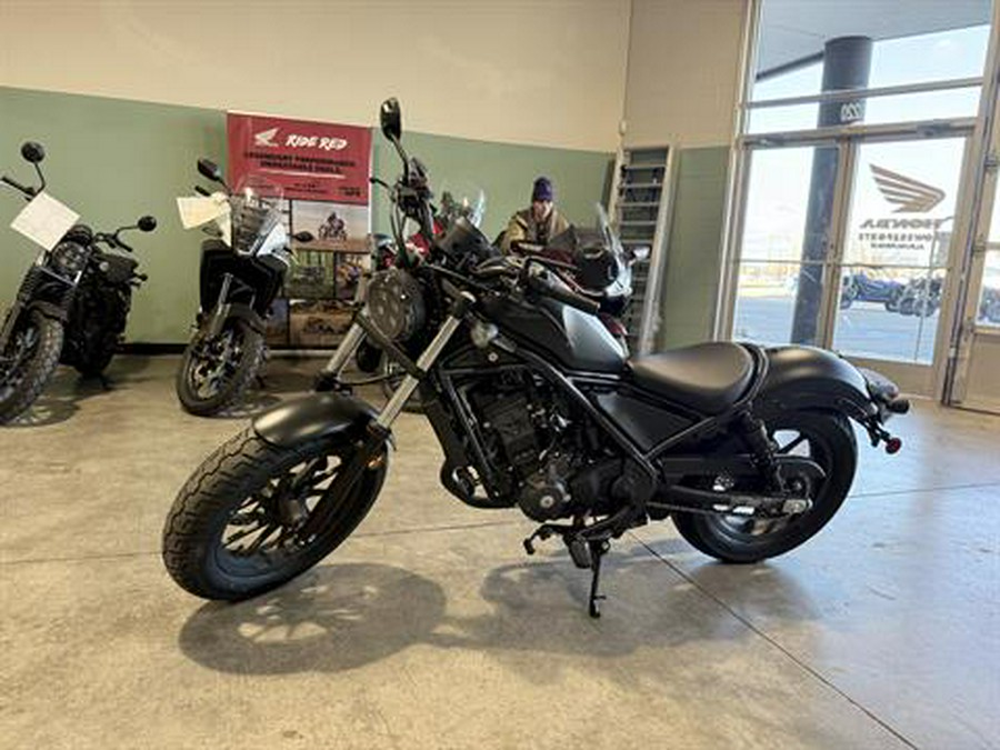 2026 Honda Rebel 300 E-Clutch