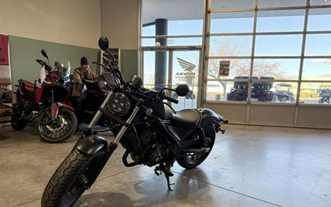 2026 Honda Rebel 300 E-Clutch