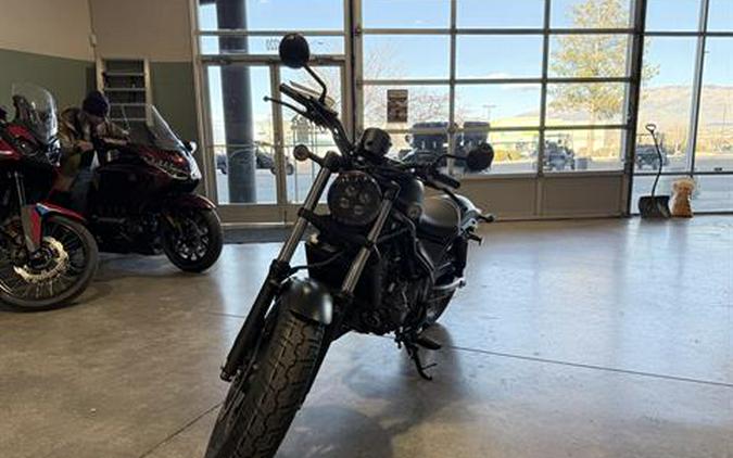 2026 Honda Rebel 300 E-Clutch