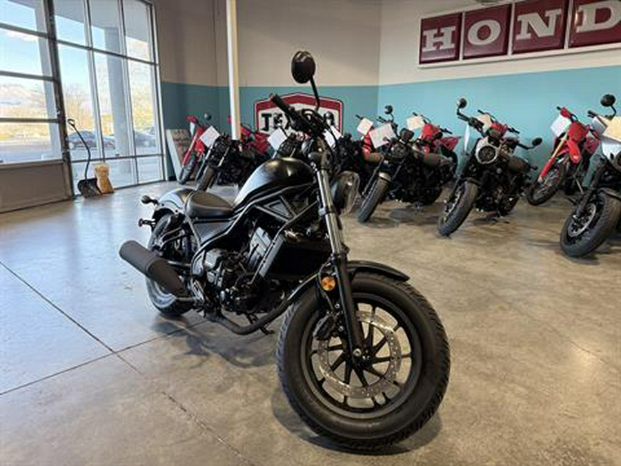 2026 Honda Rebel 300 E-Clutch