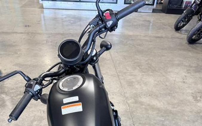 2026 Honda Rebel 300 E-Clutch