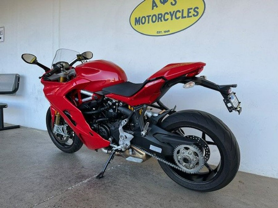 Used 2018 Ducati SUPERSPORT S