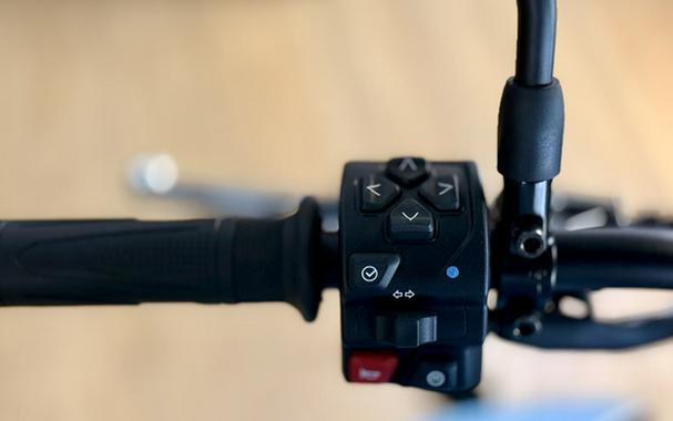 2025 Triumph Street Triple 765 R