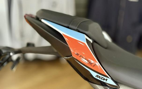 2025 Triumph Street Triple 765 R