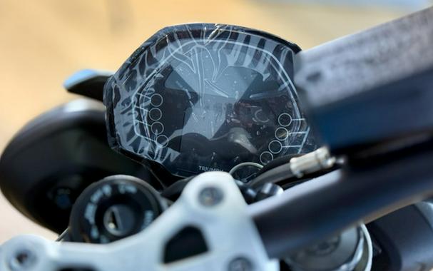 2025 Triumph Street Triple 765 R