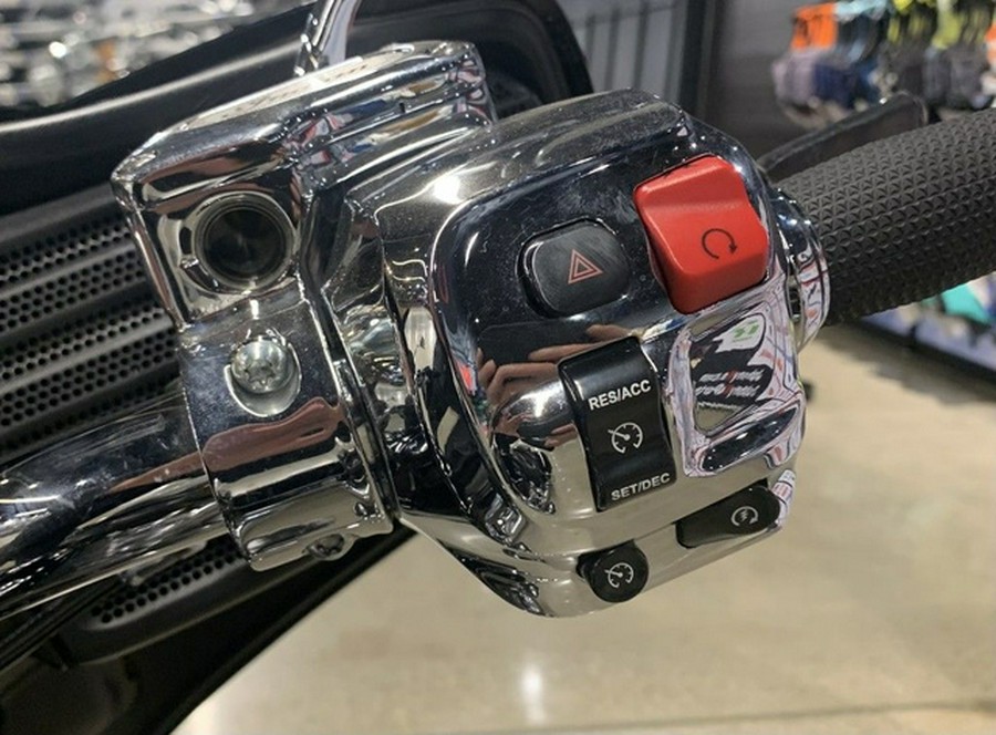 2014 Indian Chieftain Thunder Black