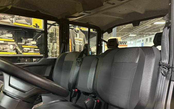 2026 Can-Am Defender MAX XT CAB HD11