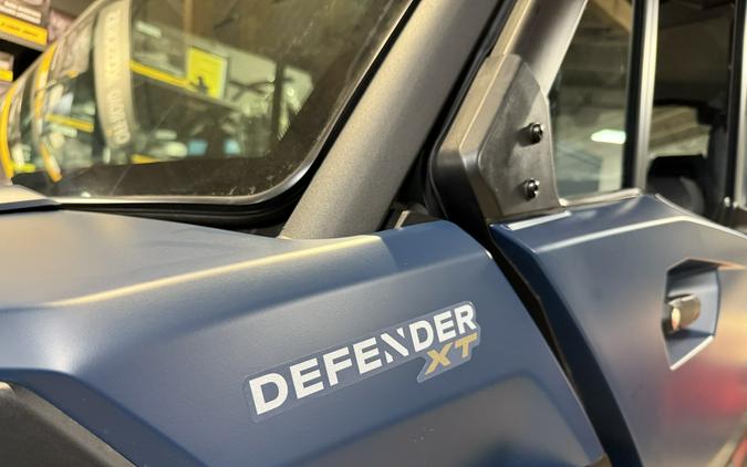 2026 Can-Am Defender MAX XT CAB HD11