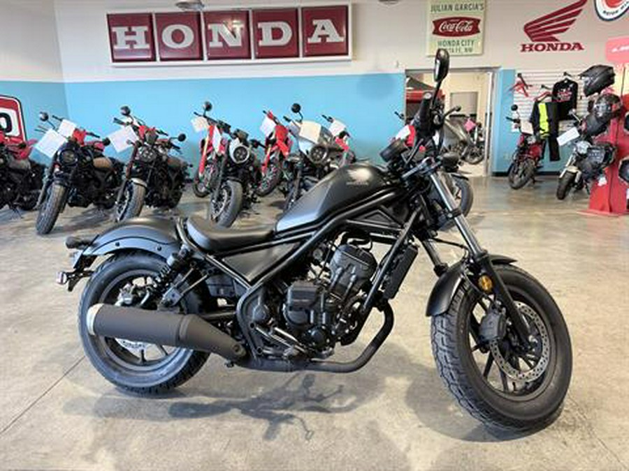 2026 Honda Rebel 300 E-Clutch