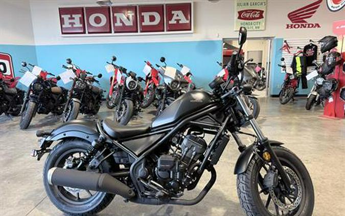 2026 Honda Rebel 300 E-Clutch