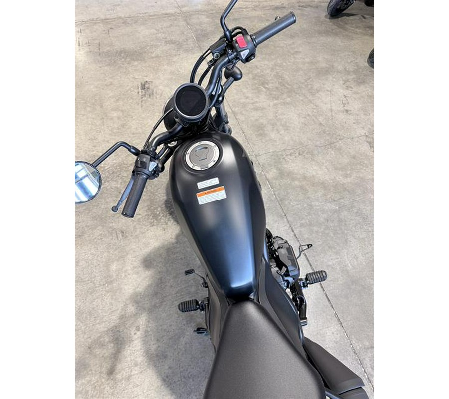 2026 Honda Rebel 300 E-Clutch